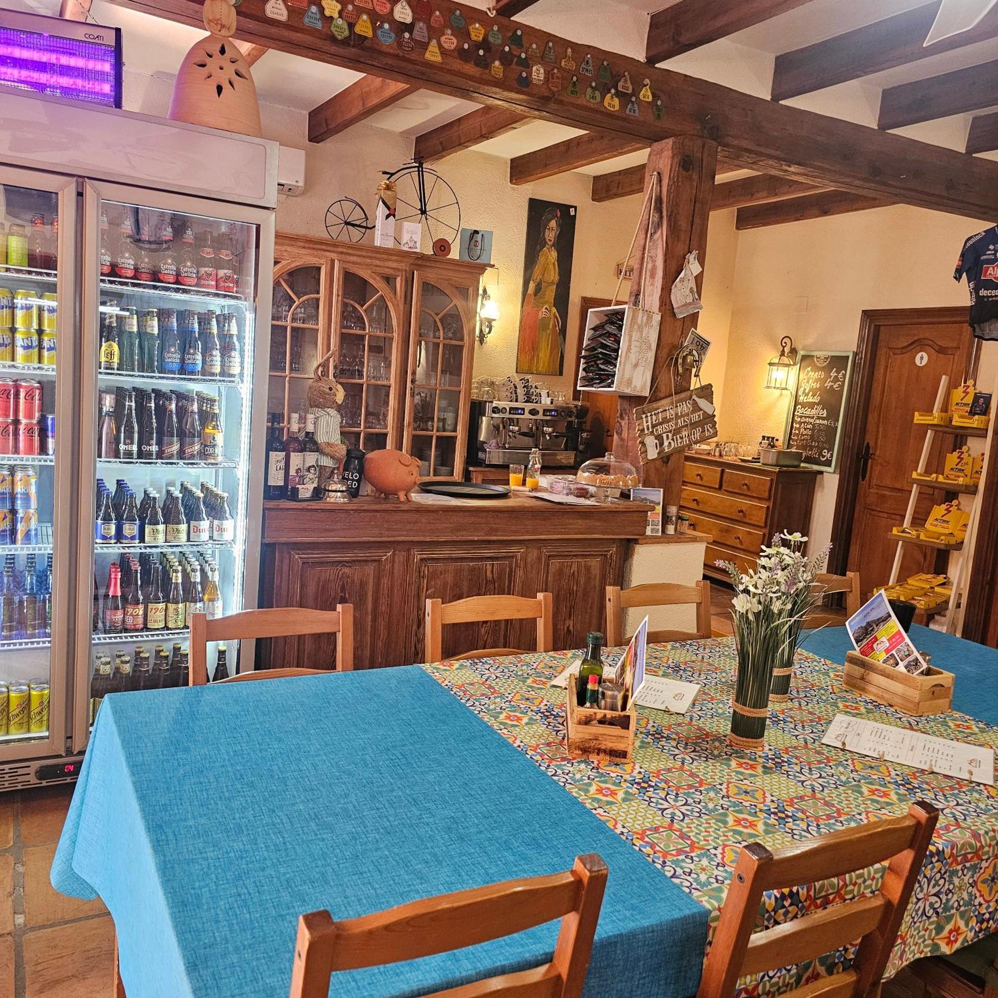 Meta Volante Guest House Sagra Екстериор снимка